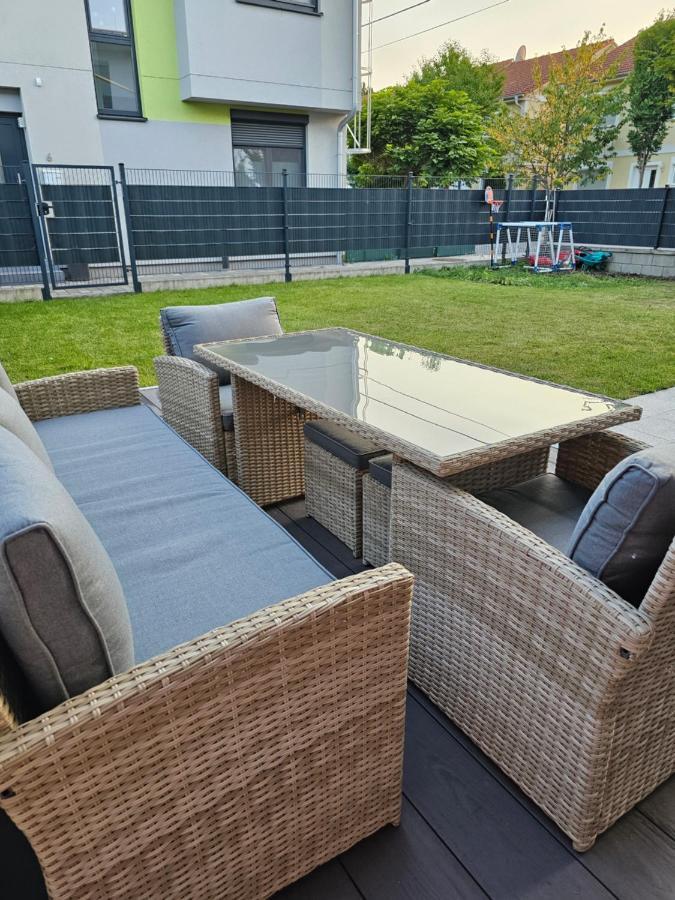 Cosy & Elegant Cityhouse With Garden Bécs Kültér fotó